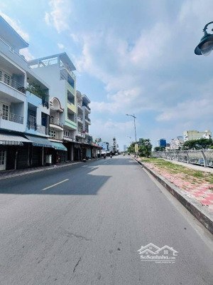 nhà hxh bình đông 80m² ngang 4,6m 9pn phú định, quận 8 8.5 tỷ