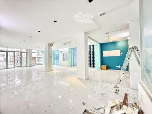 cho thuê sàn văn phòng kinh doanh đa thể loại, mặt tiền đường, thang máy, rộng 110m2, trung tâm q5