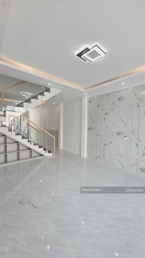 bán gấp nhà 1 trệt 1 lầu sổ riêng thổ cư 100% gần trạm thu phí bửu long, tt 468tr nhận nhà ở ngay