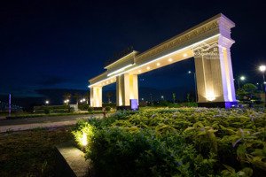 chủ kẹt bán đất thổ cư, sát đường vành đai 3 đã thông xe . shr