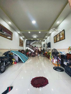 giá rẻ nhất khu nhà 1 trệt 2 lầu trục chính đường số 6 kdc văn hóa tây đô