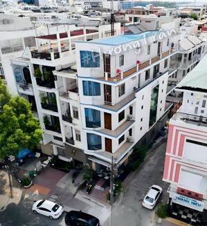 17 tỷ - BÁN KHÁCH SẠN 6 TẦNG (17 phòng + Thang máy + PCCC) GÓC 3 MẶT TIỀN ĐƯỜNG TRẦN QUANG KHẢI