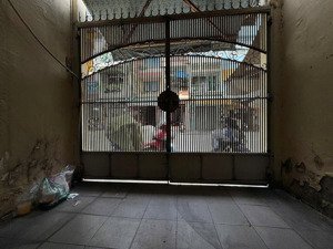 mặt tiền kinh doanh đường nhật tảo, quận 10, gần đại học kinh tế, chợ nguyễn tri phương, sân vận độ