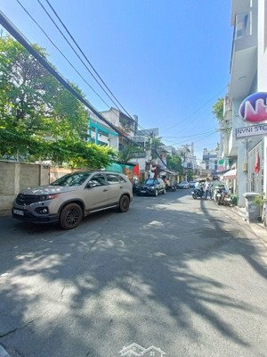 mặt tiền kd cực đỉnh-p8-tân bình-kế bên là chợ vải-76m2-(4,15x18m)-chỉ hơn 7tỏi