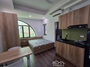 ccmn 10 tầng full đồ phố thái hà ngõ ô tô doanh thu 300 triệu/tháng chưa đến 61 tỷ