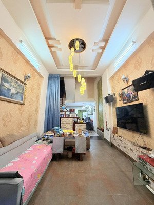 hxh đậu cửa p15 tân bình 64m2 4 tầng 7.85 tỷ