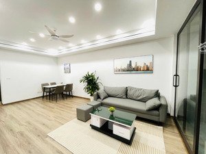 cực sốc!!! căn góc 3 phòng ngủ 2 vệ sinh nội thất full mới, toà hh4 linh đàm, tầng trung đi 6 thang