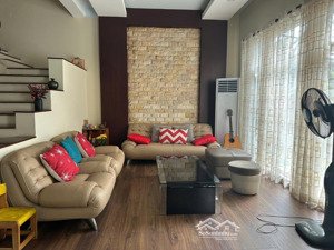 bán nhà phố hưng thái 1 (b2) phú mỹ hưng | 7x18m | hướng nam | giá 38 tỷ tl