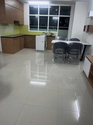 cho thuê căn hộ 2pn - góc nhà đầy đủ nội thất - cc bellezaq7- dt 70m2- giá 9 triệu