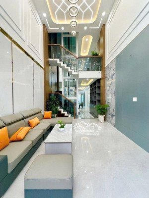 nhà 5 tầng kế tên lửa gần chợ phú lâm - thiết kế hiện đại thang máy xịn xò 72m2