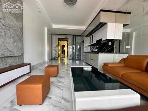 BÁN NHÀ MỚI 7 TẦNG THANG MÁY GARA Ô TÔ, MẶT PHỐ KINH DOANH, GẦN KĐT ĐỀN LỪ - HOÀNG MAI.