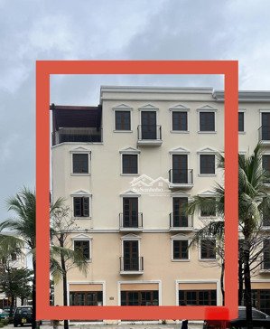 bán nhanh khách sạn góc 2mt 18 phòng sát apec & chợ đêm khu vực có thể kinh doanh khai thác ngay