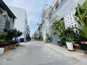 p. bình chiểu, kpl đồng bộ, dân trí cao, hxh 8m 52m2 3 tầng bán gấp chỉ 4.3 tỷ .