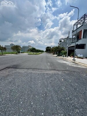 Bán đất thổ cư khu dân cư An Hạ, xã Vĩnh Lộc B, dt 100m2 giá 2,75 tỷ