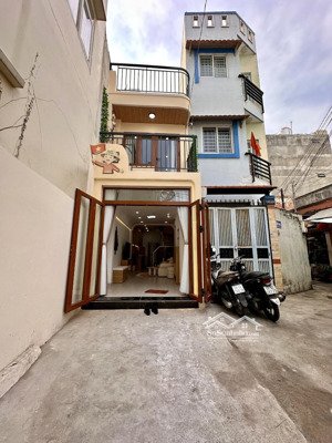 siêu phẩm 3 tầng - xe hơi đậu trước nhà khu vip chu văn an p12 bình thạnh dt 42.2m2