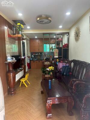 Căn hộ chung cư tầng trệt-đối diện trường học (sát vòng xoay Tỉnh Lộ 10-Trần Văn Giàu)