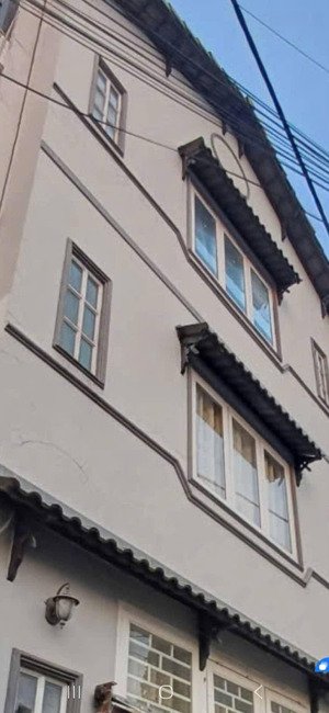 bán nhà trệt 2 lầu hc. đường linh đông sát tô ngọc vân.dt 72m2. hxh. giá 6,5ty. ngang 6 gồm 3 phòng