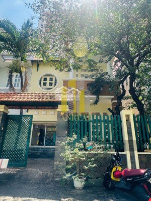 cho thuê villa đường lương định của 7x20m. giá 35 triệu