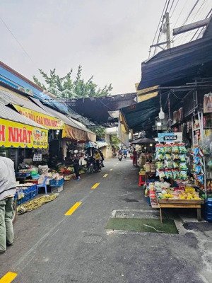 nhà mặt tiền kinh doanh buôn bán sát lý thường kiệt,phường dĩ an, tp hcm