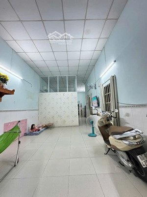 bán nhà gác lửng gần chợ nhỏ tân hiệp, đường nhựa 5m, sr,tc, chỉ 3tỷ050