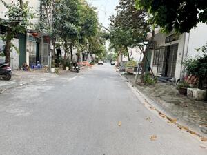 Bán đất TĐC Trâu Quỳ 40m2: Vị trí vàng sát UBND xã Gia Lâm - Hạ tầng đồng bộ, tiềm năng tăng giá