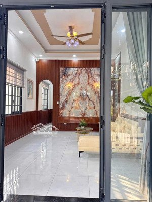 cần tiền, giảm 200tr. chỉ 2tỷ350, nhà 5x23, gần nguyễn khuyến, sr, đất hồng