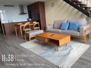 chính chủ gửi bán căn 76m view hồ tây, đầy đủ nội thất, đang cho thuê ổn định, giá 8 tỷ