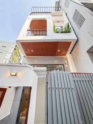 view landmark 81 - full nội thất - nguyễn hữu cảnh | 3 tầng 46m2