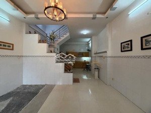 bán nhà gò ô môi quận 7 - 5mx12m - 3 tầng 4 phòng ngủ - sổ hồng riêng - hơn 8 tỷ (còn thương lượng)