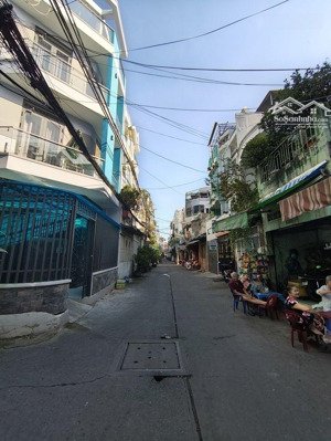 bán gấp căn góc 2 mt hẻm xe tải q11 8pn tiện cải tạo chdv