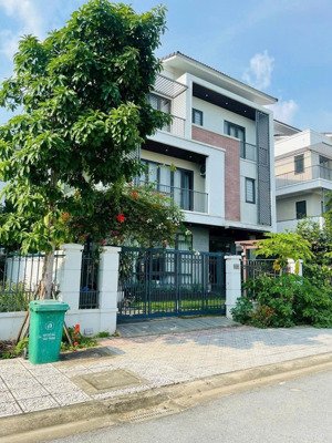 chủ đầu tư mở bán biệt thự ven đô siêu đẹp chính sách tốt tại centa riverside vsip