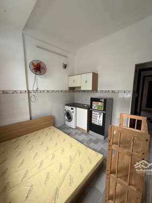 nhà bán 5 tầng khu lữ gia âu cơ, hẻm 4m, 6 phòng sẵn nội thất dòng tiền 30tr/tháng