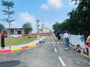 Em Có Lô đất 100m2 ở Phú Cát Cần Bán Cách 500m Ra đến Ql21 Sắp Tới Mở Rộng 80m Giá 3 Tỷ