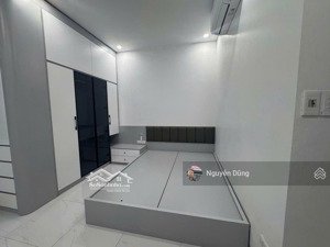 hiếm siêu phẩm 5 tầng ô tô đỗ cửa khu dân cư đông đúc, hạ tầng phát triển, ở sướng đầu tư ok.