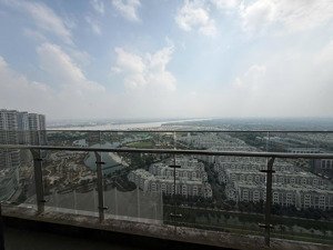 chỉ 18 tỷ sở hữu penthouse masteri centre point - 250m2, view thoáng, sát vincom - quỹ ngoại giao