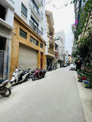 bán toà nhà yên lạc, 150m2 x 8 tầng mặt tiền 7m nở hậu, ô tô tải tránh nhau, 2 mặt ngõ, gía 52 tỷ