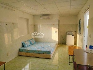 cho thuê nhà trọ tại k135/2b nguyễn du, 3,3 triệu, 28 m2 giá tốt, uy tín