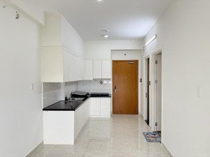 hàng hiếm! cho thuê căn 2pn có rèm giá 5.5tr/th - chủ nhà dễ thương