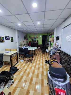 nhà hxh gần khu hòa bình lũy bán bích diện tích đẹp diện tích: 4 x 18.75m giá nhỉnh 6ty