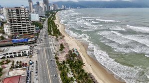 góc 2mt hoàng sa full đất ở 300m2 - giá 70 tỷ - xây cao 15 tầng