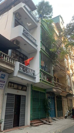 bán nhà phố trần khát chân , 41m2, 5 tầng , phân lô ô tô vào nhà, vỉa hè 1,4m vừa ở vừa kinh doanh