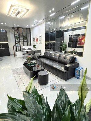 bán nhà 4 tầng phân lô phố tô hiệu trung tâm phố cổ hà đông ô tô đỗ sát nhà giá hơn 9tỷ