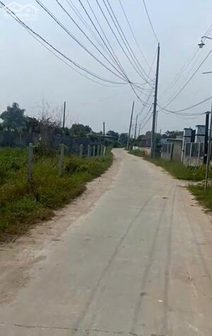 Bán cái ao đường beton xã Đức Hòa Thượng tdt 5812m2 ( có 731m2 thổ ) giá 6,5 tỷ