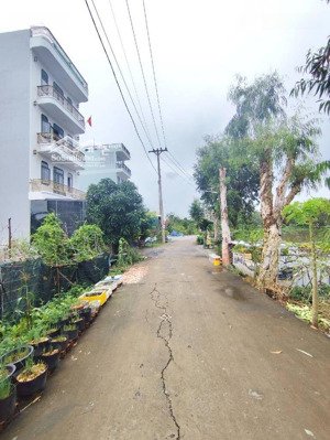 đất view sông hẻm xe tải 8m hà huy giáp, an phú đông 110m (5x22) 3.75 tỷ
gần cầu phú long