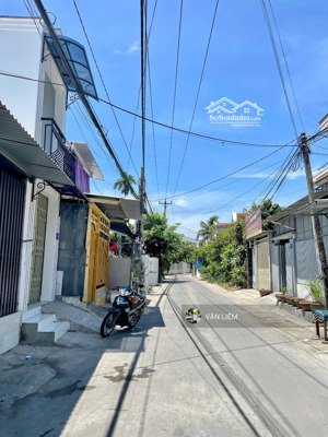 bán đất xuân lạc , vĩnh ngọc- tây nha trang, gần nhà hàng đồng xanh diện tích: 100m2 ngang 6,5m