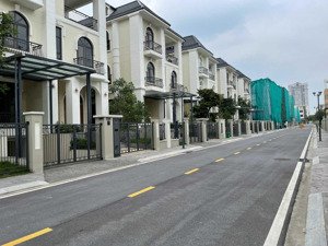 chủ nhà gửi bán biệt thự starlake, shophouse starlake. cập nhật giá bán tháng 2 năm 2026