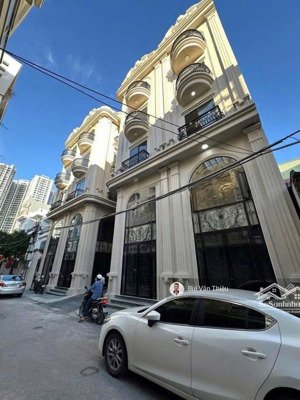 nhà phố thiên lôi 5 tầng thang máy , cạnh aeon mall , ô tô đỗ cửa ngày đêm