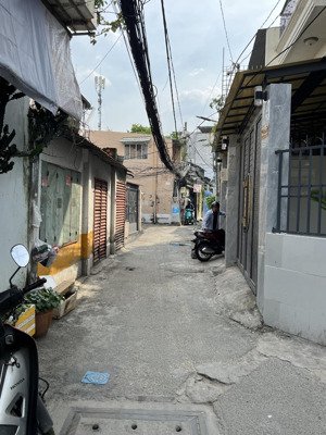 siêu phẩm bình dân - chỉ 2.68tỷ (tl)- nhà 4 tang quang trung gv - hẻm thông 3m