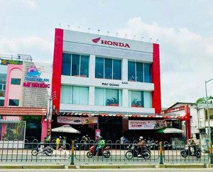 bán nhanh tòa nhà ngang 18mx30m ngay ngã 4 phú nhuận