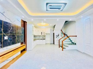 nhà 4 tầng hẻm 103 lê văn quới, 4pn chỉ nhỉnh 3 tỷ